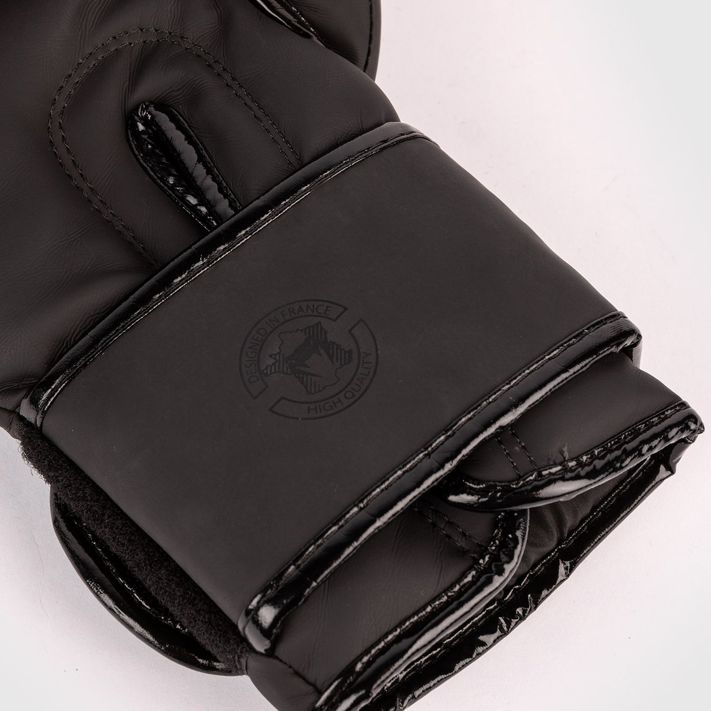 Venum ボクシンググローブ Contender 2.0 - ブラック/ブラック