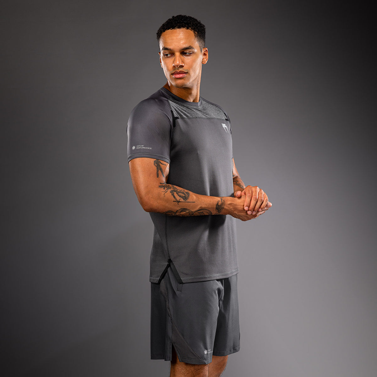 Venum G-Fit Scale ドライテックTシャツ - グレー