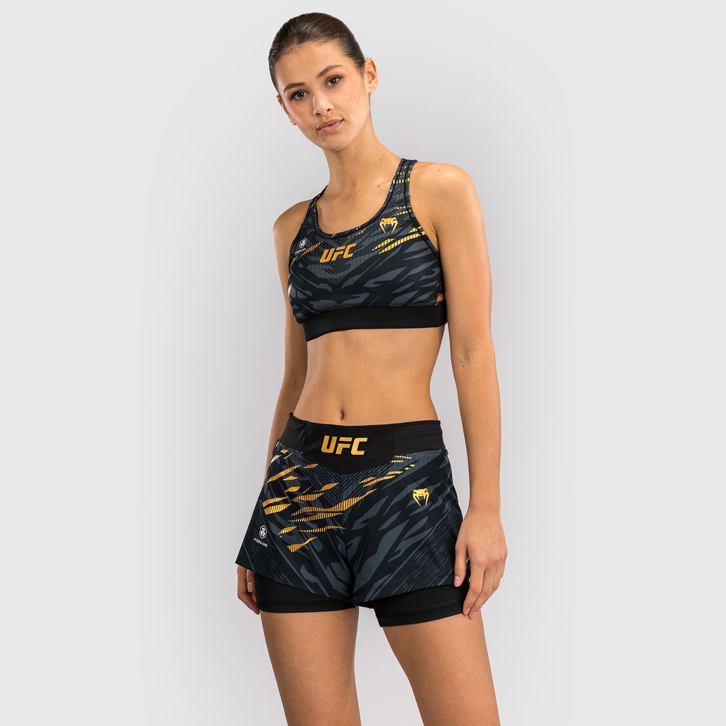 UFC Fusion by Venum Authentic Fight Night レスリングショーツ（女性用） - チャンピオン