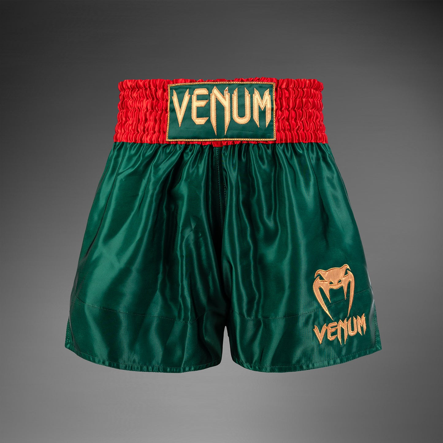 Venum Classic Muay Thai ショーツ - ディープフォレストグリーン