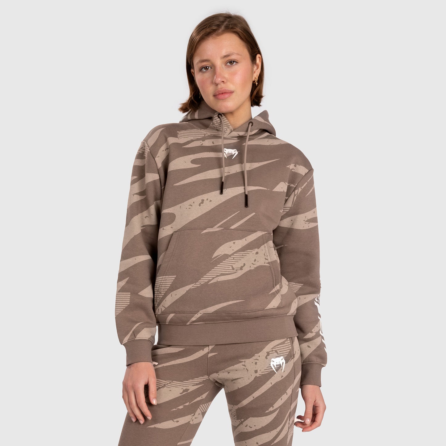 UFC Adrenaline By Venum Fight Week - 女性用プルオーバーパーカー - Desert Camo