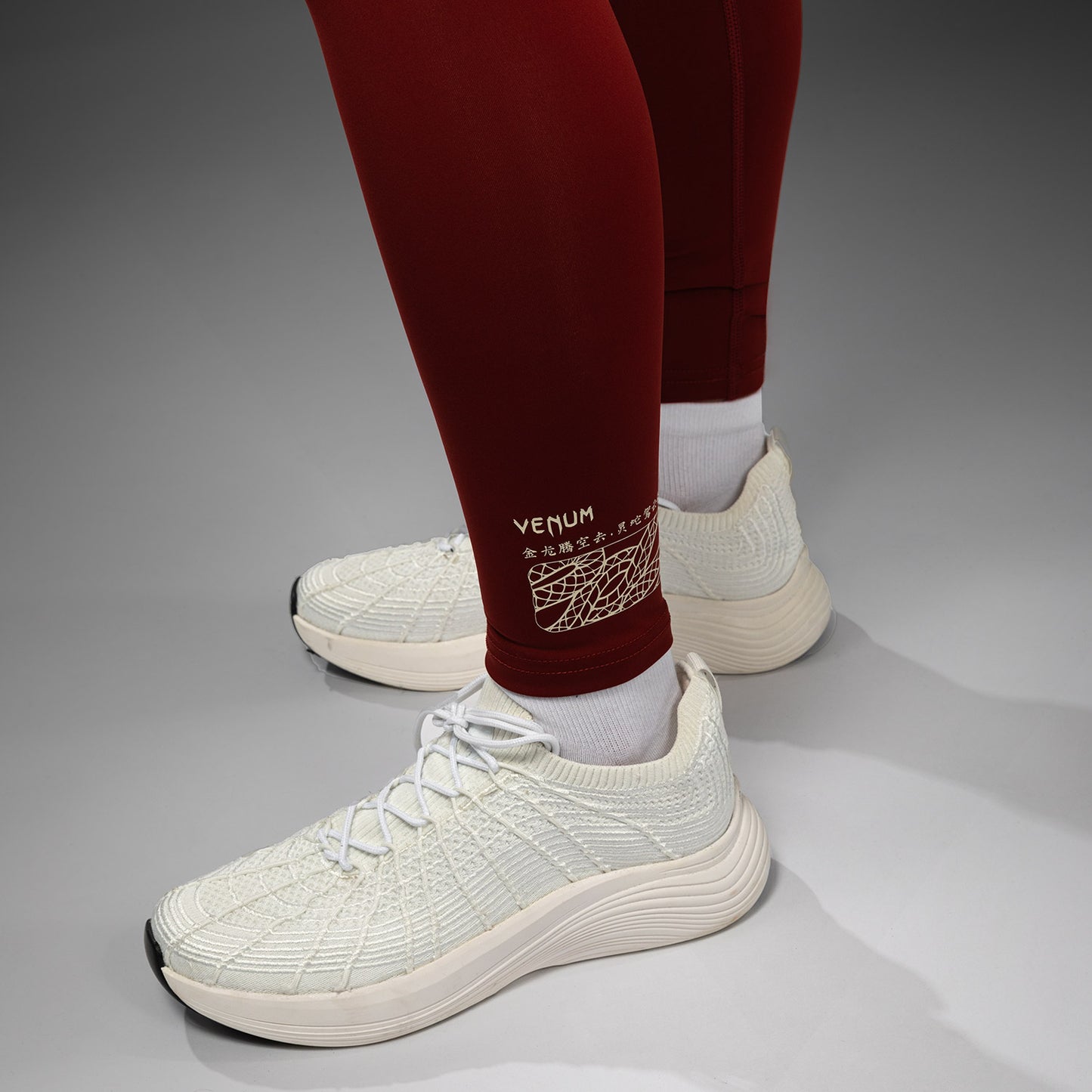 Venum Serpenti レディースレギンス – バーガンディ/アイボリー