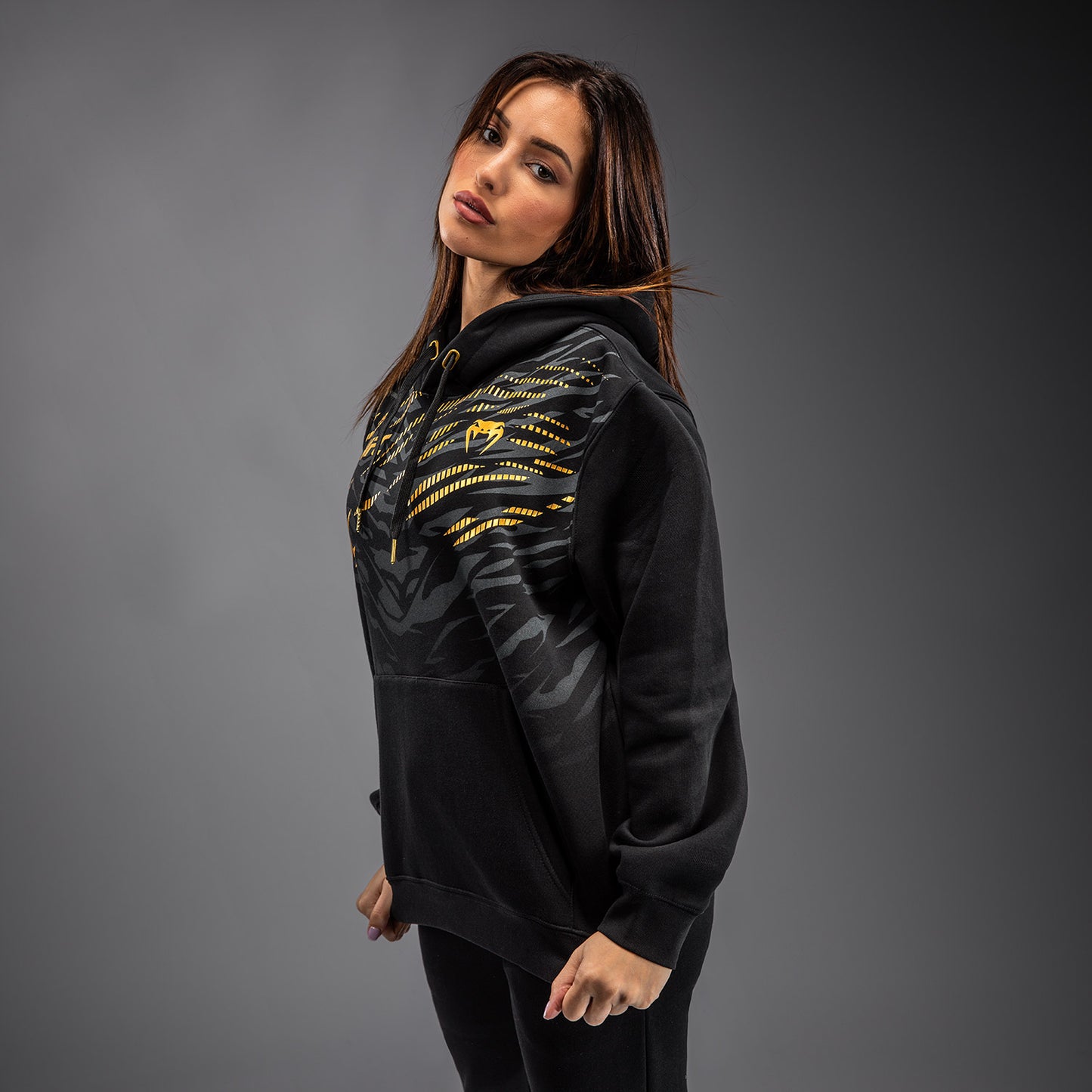 UFC Fusion by Venum Replica フード付きスウェットシャツ（女性用） - チャンピオン