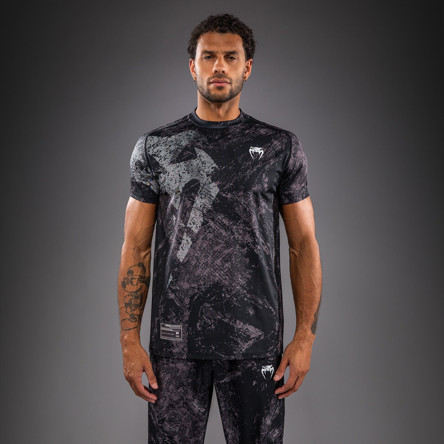 Venum Rage & Workout ドライテックTシャツ - ブラック/グレー
