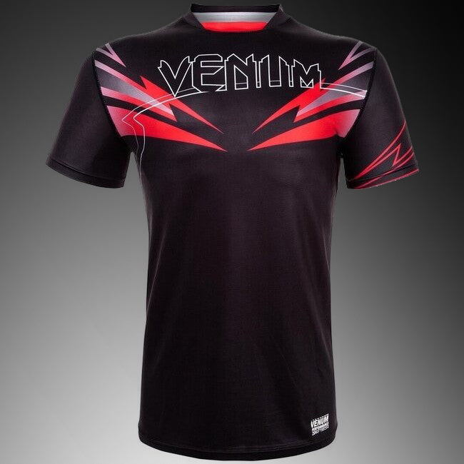 Venum Sharp 3.0 ドライテックTシャツ – ブラック/レッド