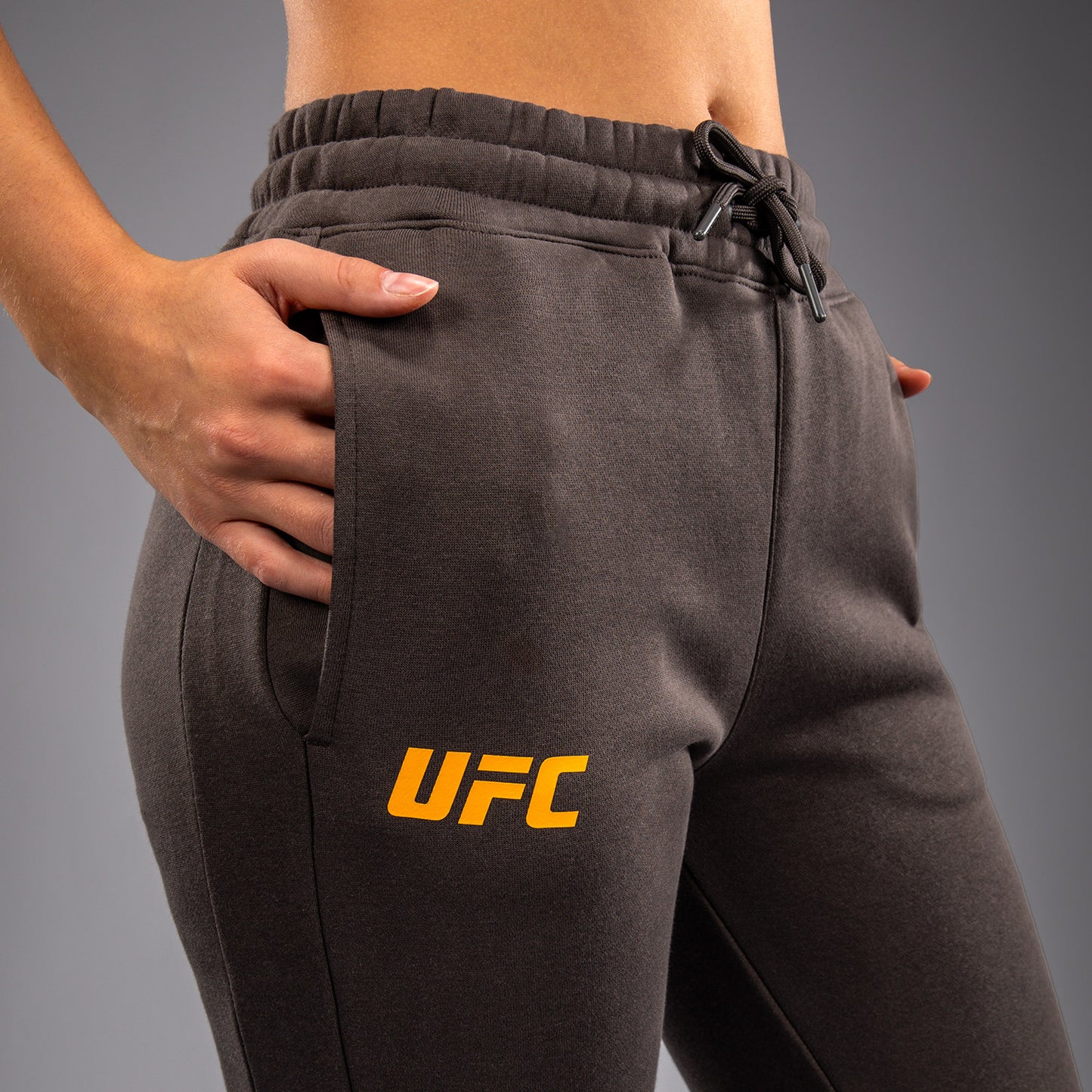 UFC Fusion by Venum Fight Week コットンパンツ（女性用） - アーセンブラウン