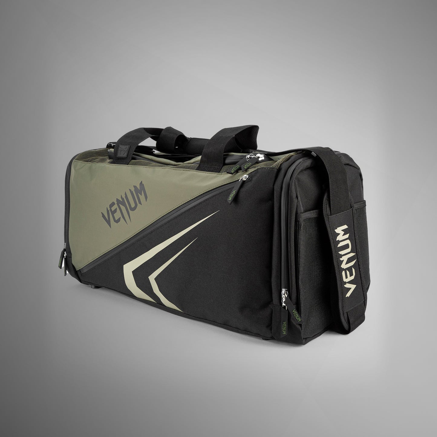 Venum Trainer Lite Evo スポーツバッグ - カーキ/ブラック