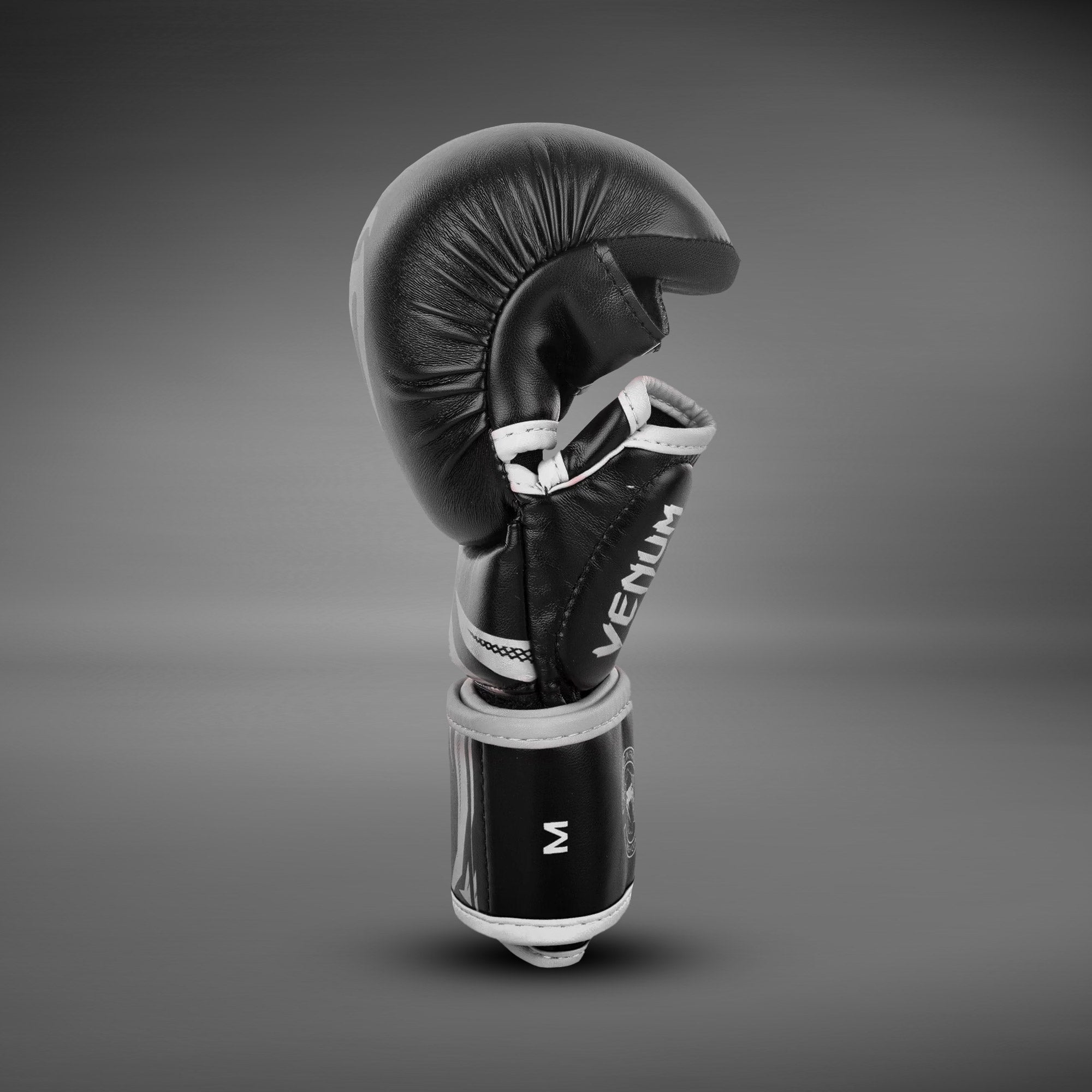 ab525a719bd486143e38616cf4c12d