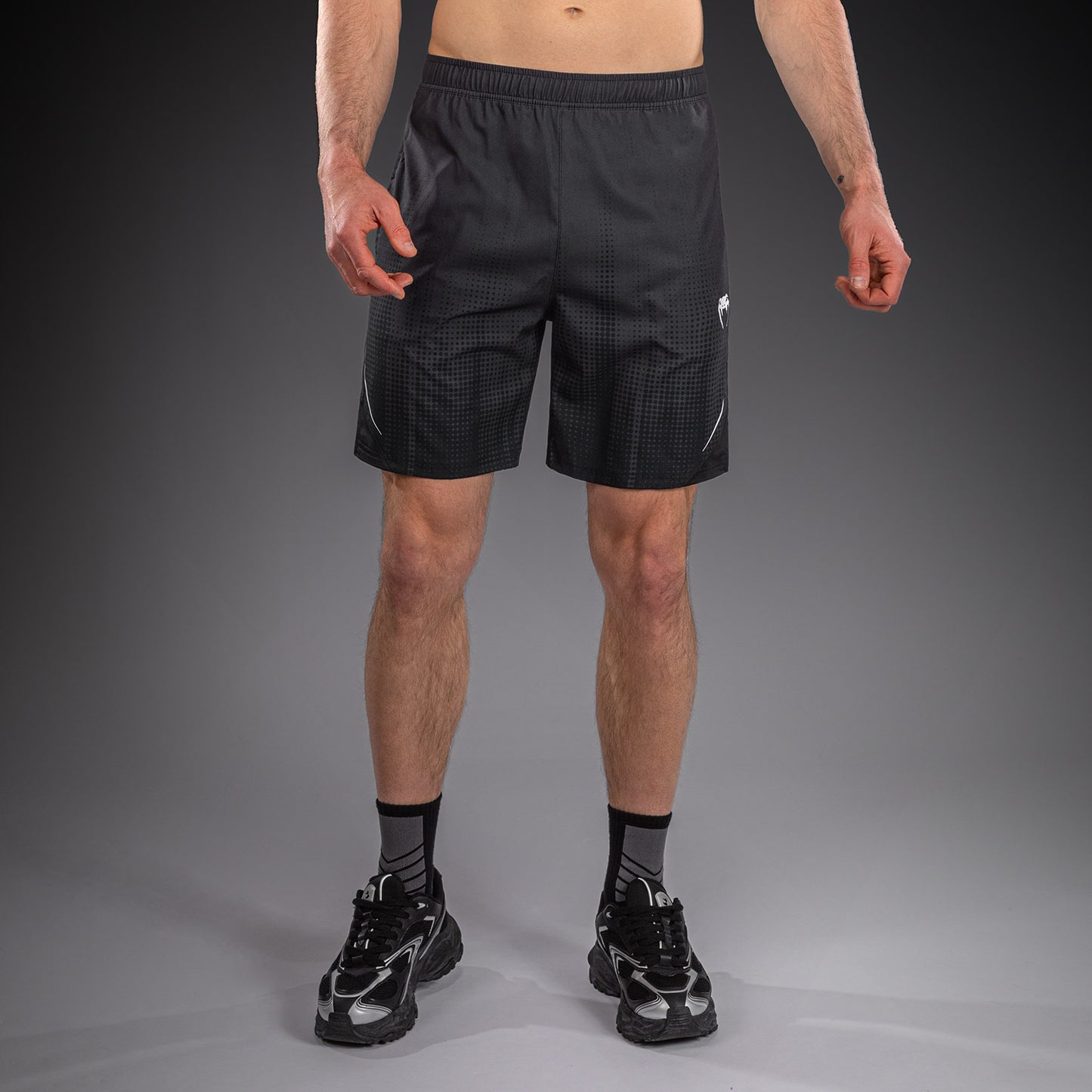 Venum Stealth トレーニングショーツ – ブラック/ホワイト