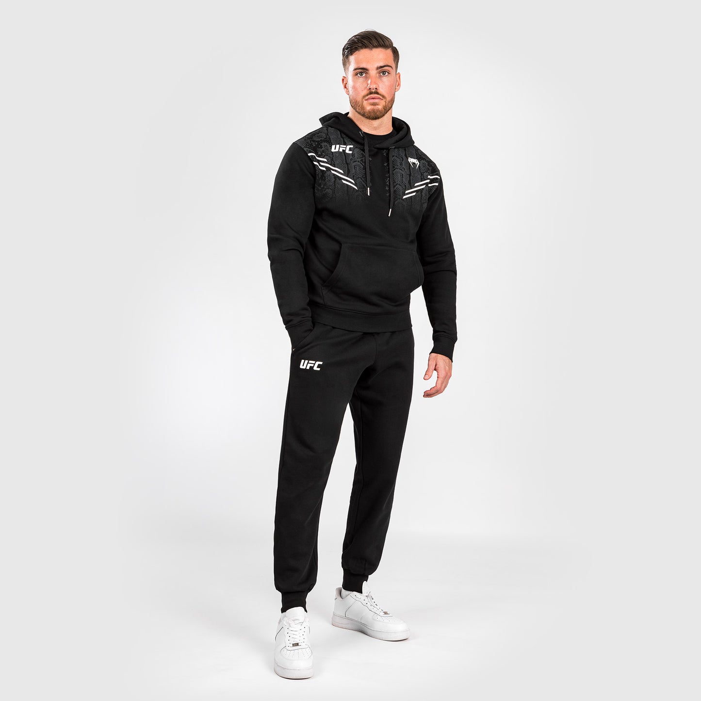 UFC Adrenaline by Venum Replica メンズパンツ - ブラック