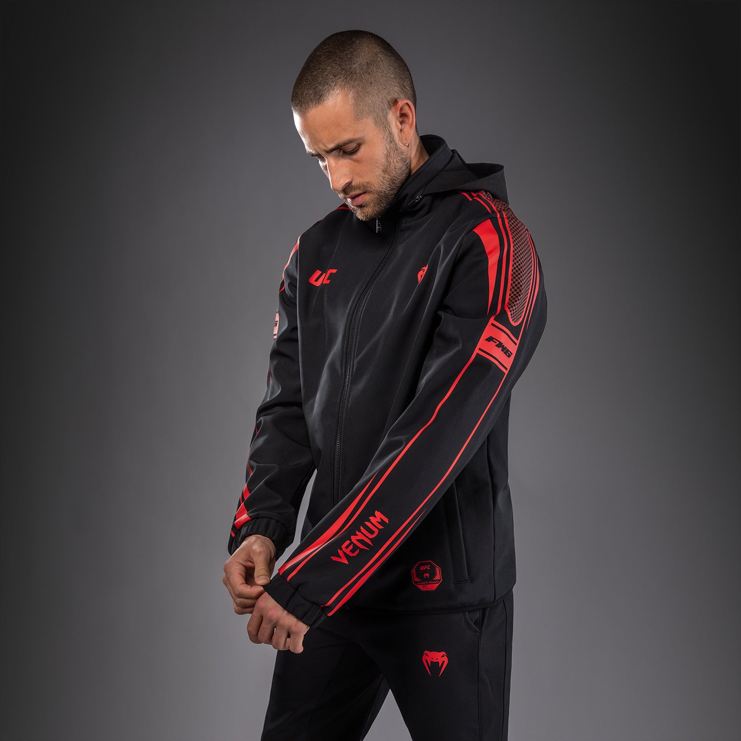 Venum UFC Unity by Venum Authentic Fight Week メンズ ジップフーディー - ブラック