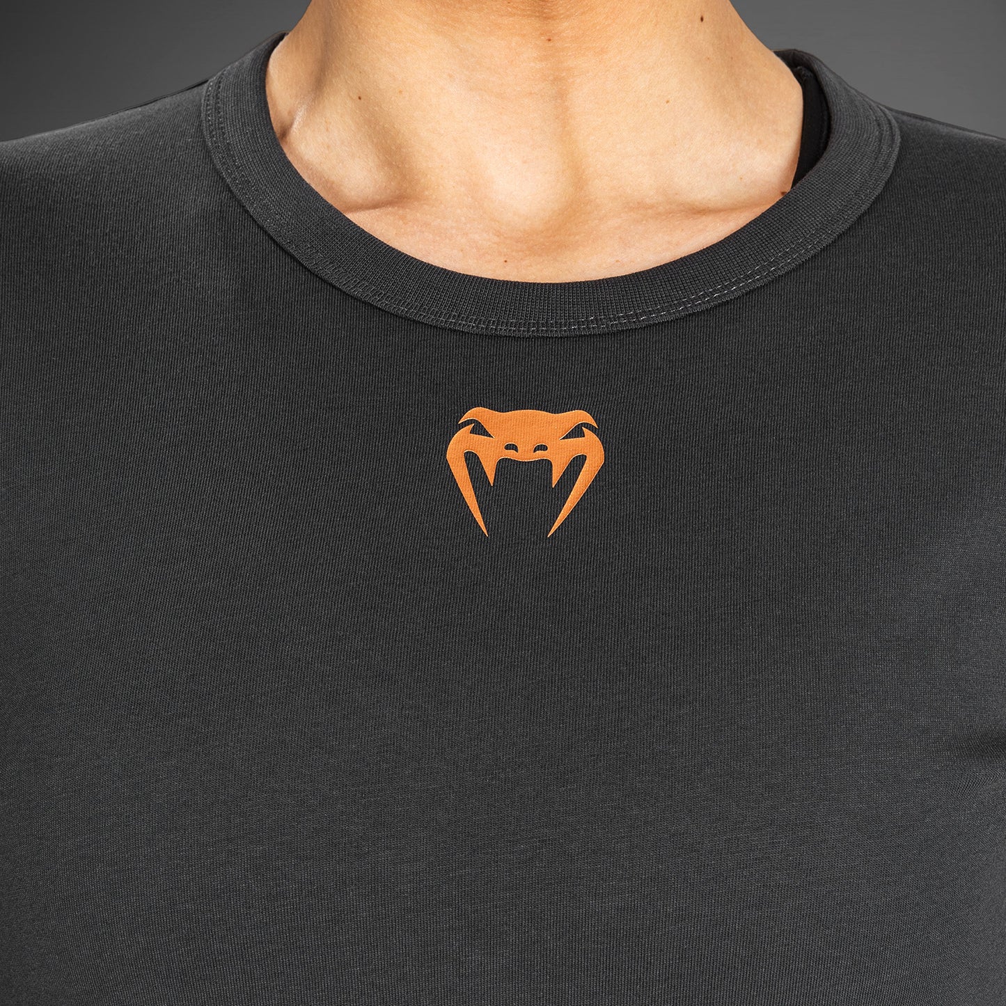 UFC Adrenaline By Venum Fight Week - 女性用ロングスリーブコットンTシャツ - Charcoal Grey