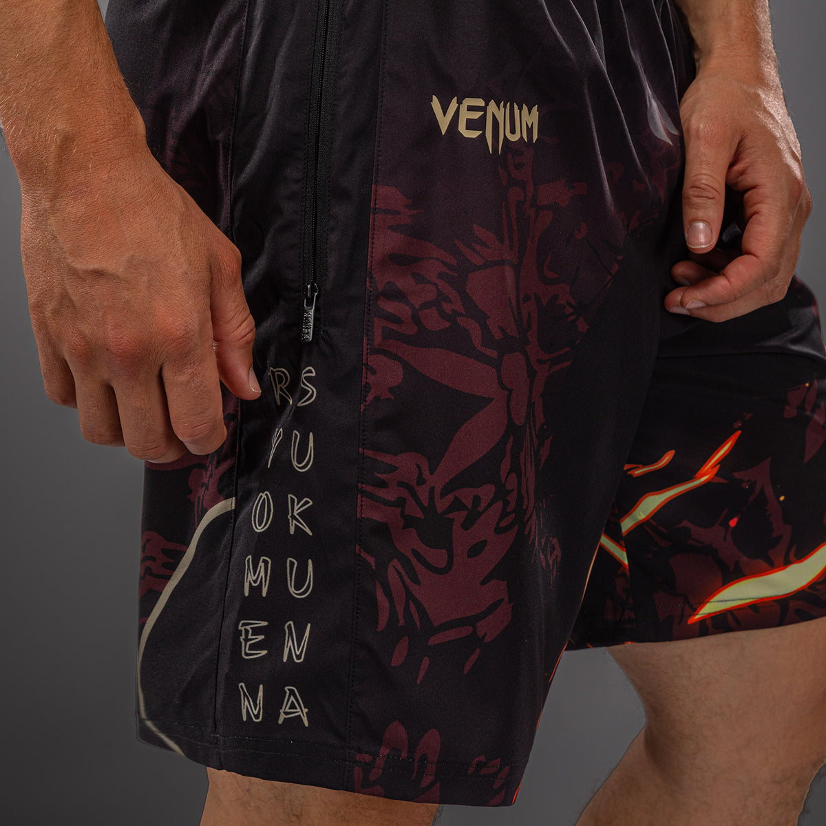 Jujutsu Kaisen x Venum Sukuna トレーニングショーツ – ブラック/ベージュ