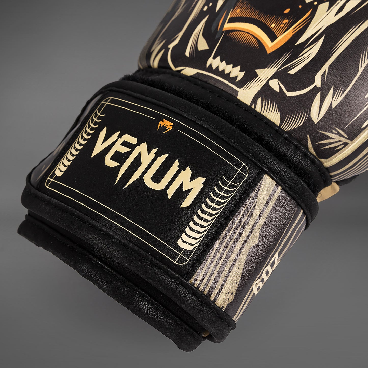 Venum Tiger キッズ ボクシンググローブ - ブラック/ネオンオレンジ