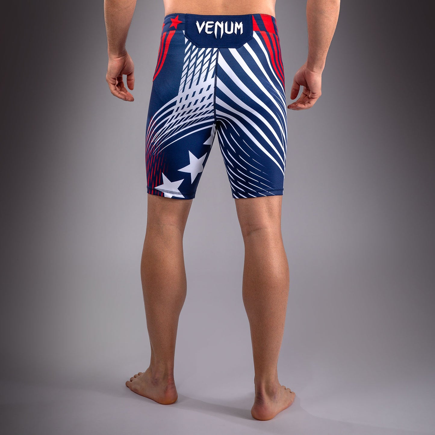 UFC Freedom 250 by Venum メンズ Custom Authentic Fight Night ヴァーリトゥード ショーツ - ブルー