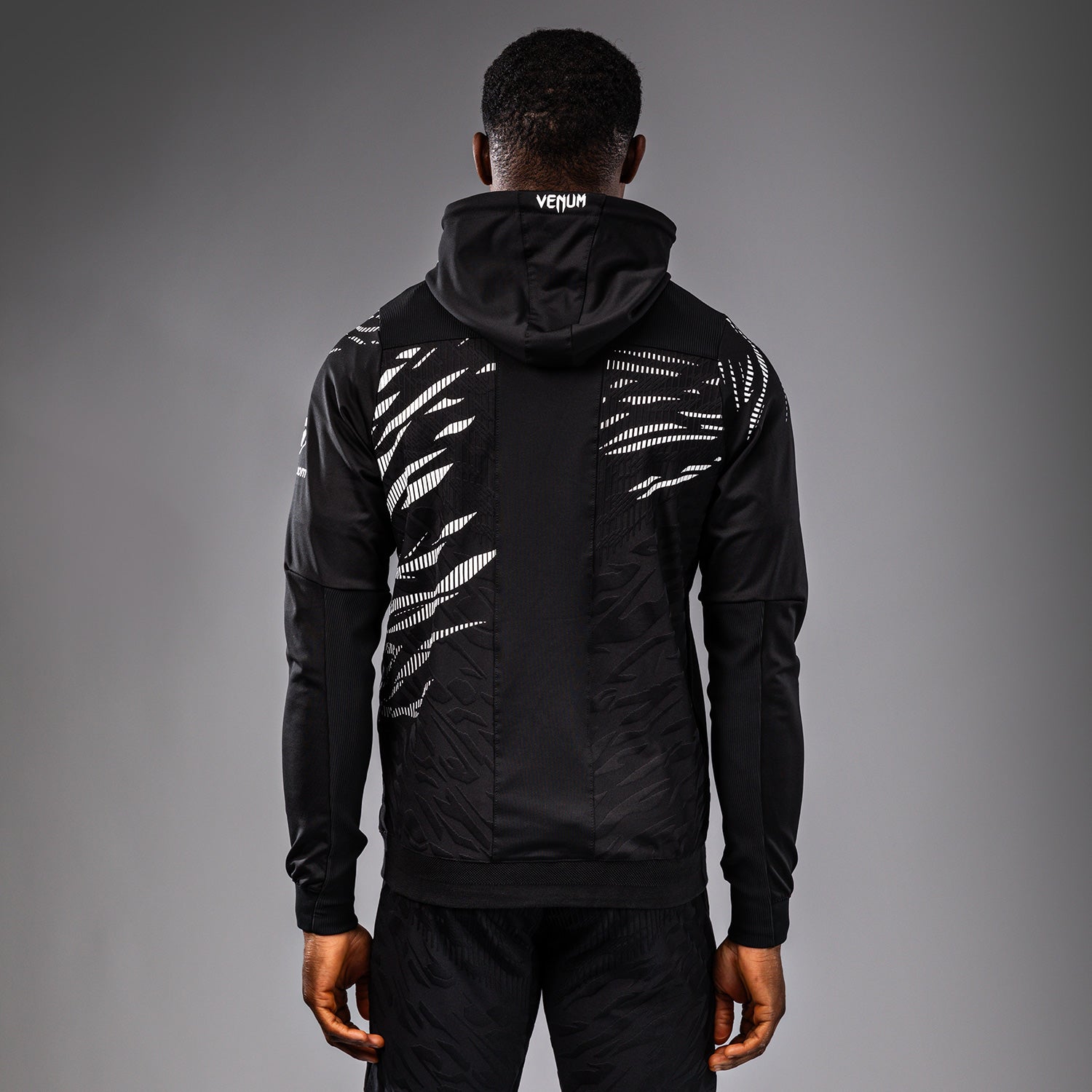 b63c90cc8fc6f6cc16ce17662a1ee5