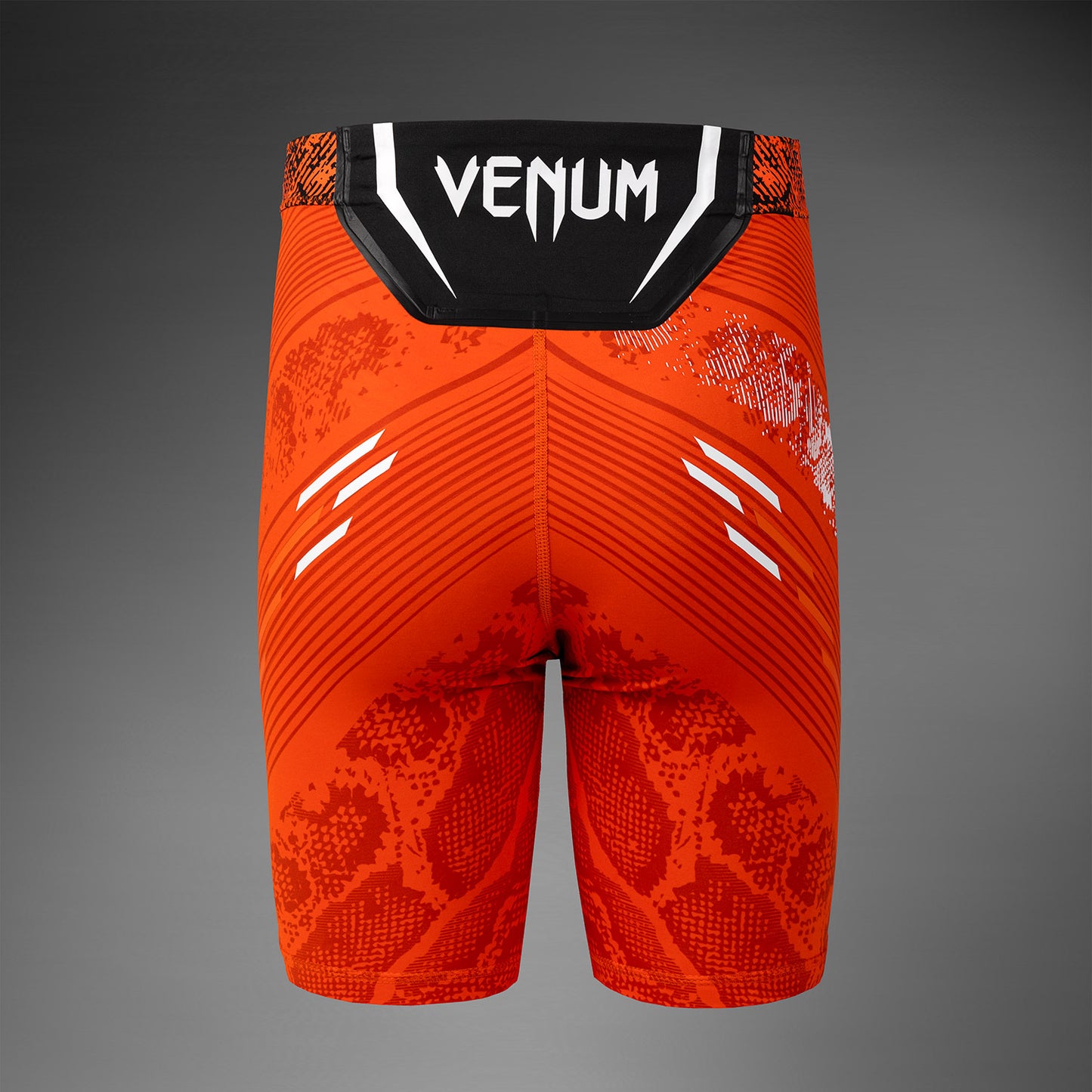 UFC Fusion by Venum Authentic Fight Night メンズ ヴァレトゥード ショート - オレンジ