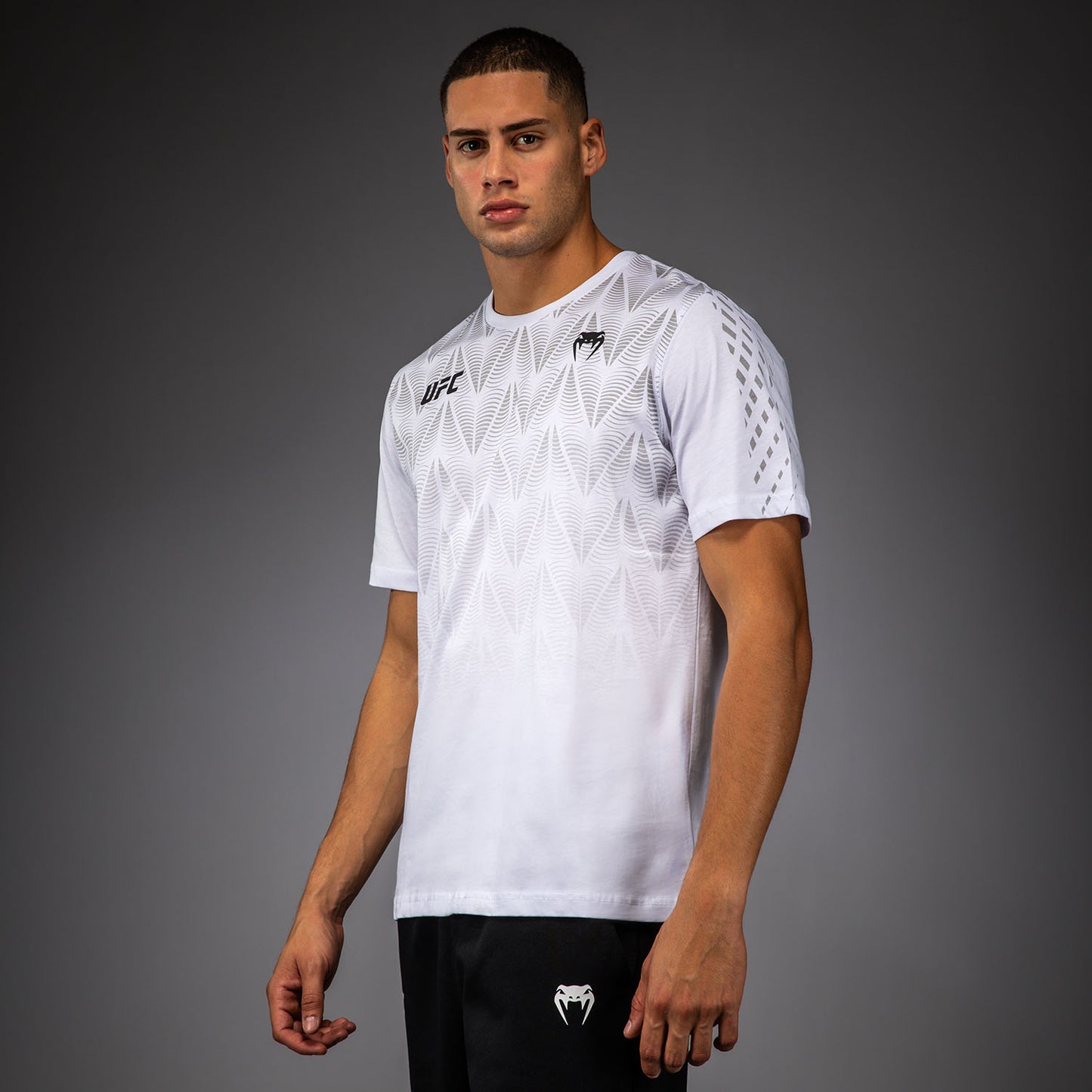 UFC Zenith by Venum Replica Tシャツ メンズ - ホワイト