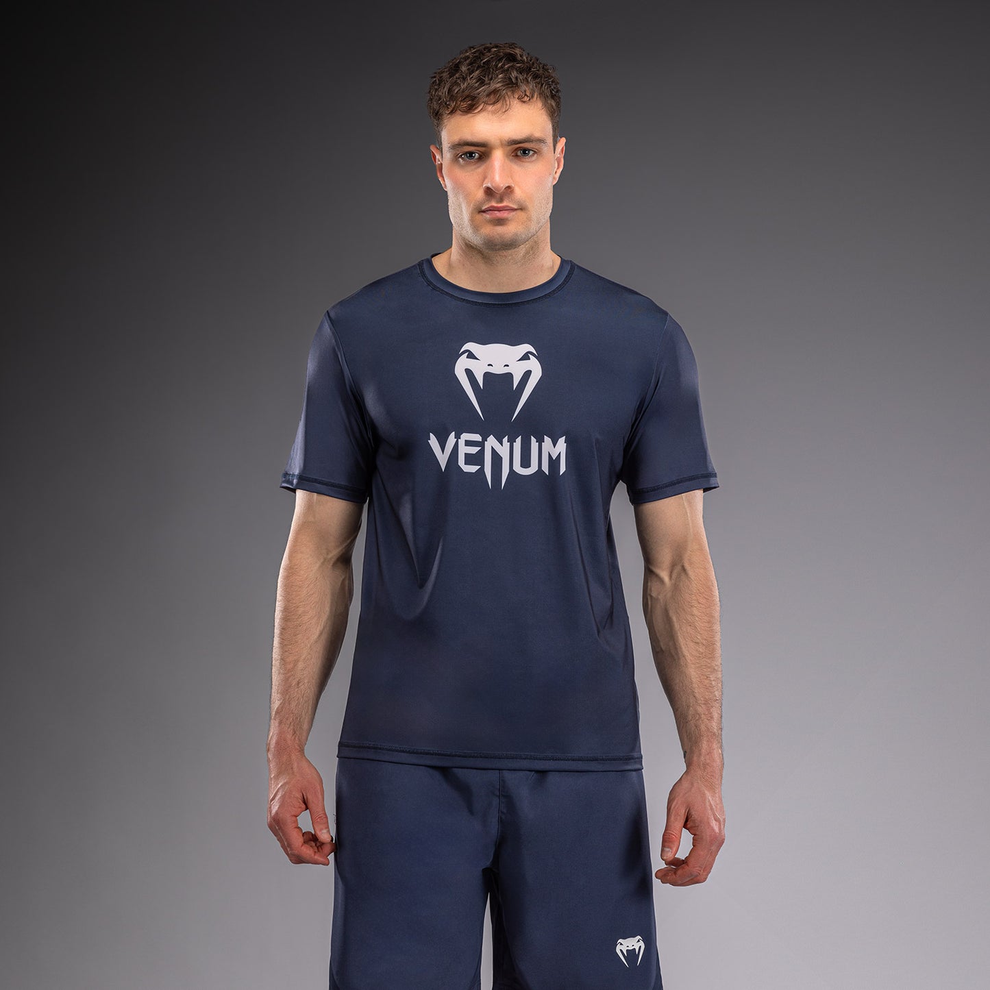 Venum Classic Dry Tech Tシャツ - ネイビーブルー/ホワイト