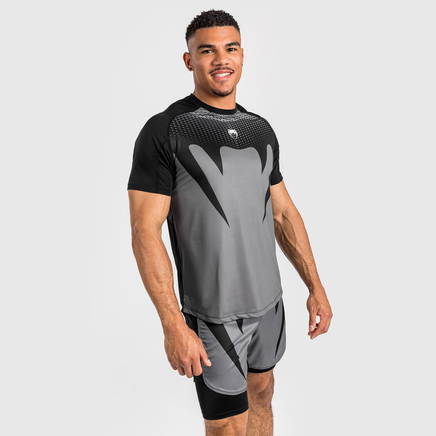 Venum Attack Dry-Tech Tシャツ - ブラック