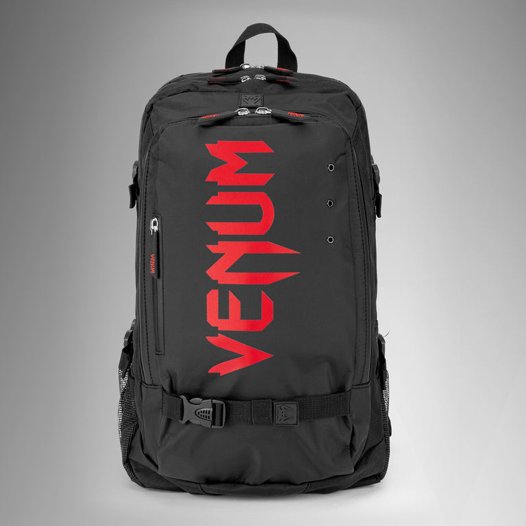 venum リュック　高騰　難あり b8c3aaaa868b6a596fc5751dfefdbf