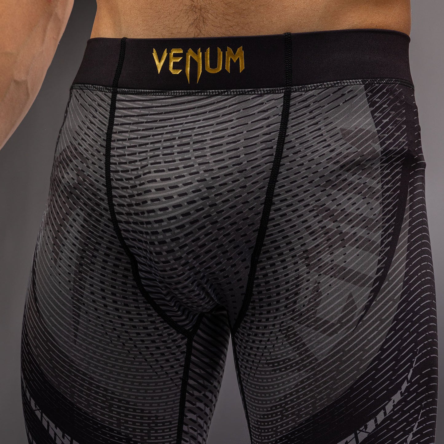 Venum Galactic 3.0 コンプレッションショーツ - ブラック/ゴールド