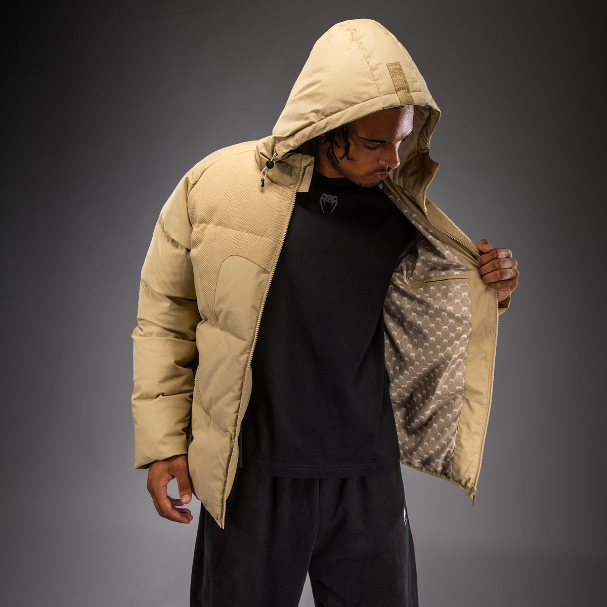 Venum Attack Urban Gi 中綿ジャケット - ベージュ