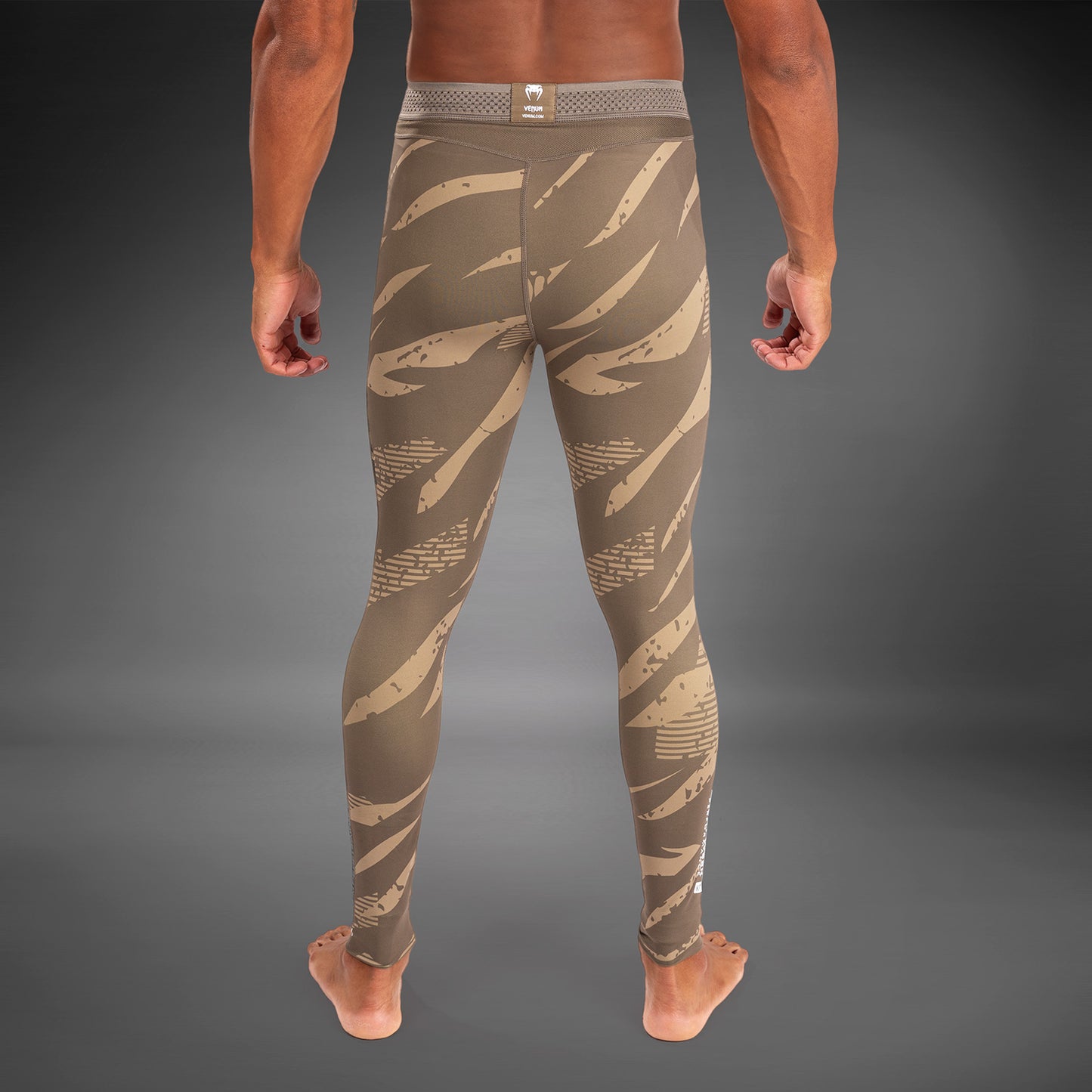 UFC Adrenaline By Venum Fight Week Performance メンズ・タイト - Desert Camo