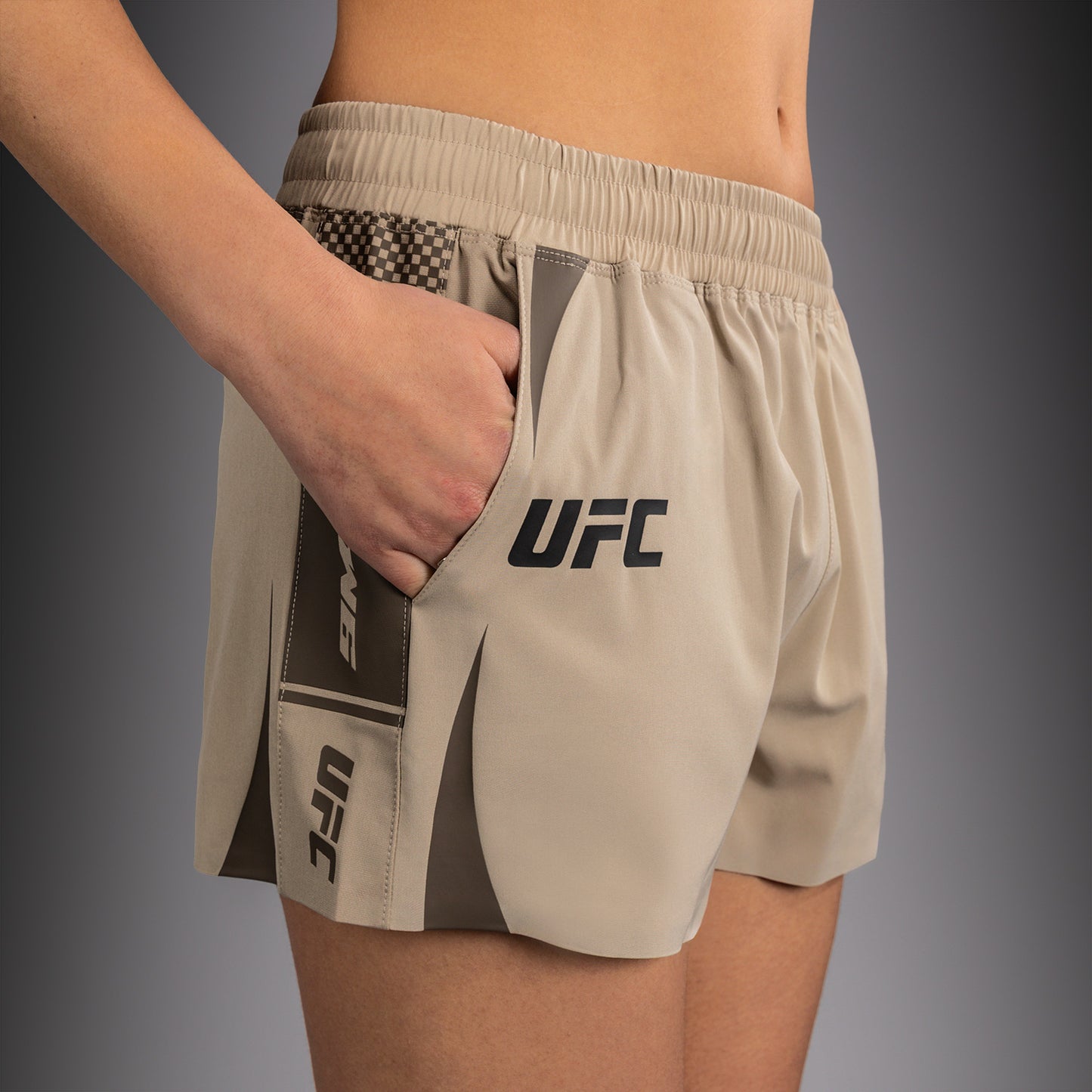 Venum UFC Unity by Venum Authentic Fight Week ウィメンズ テクニカルショーツ - サンド