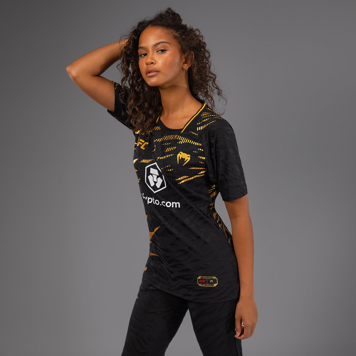UFC Fusion by Venum Authentic Fight Night レースTシャツ（女性用） - チャンピオン