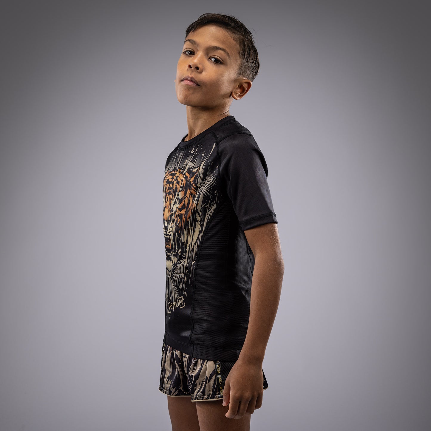 Venum Tiger キッズ 半袖ラッシュガード - ブラック/ネオンオレンジ