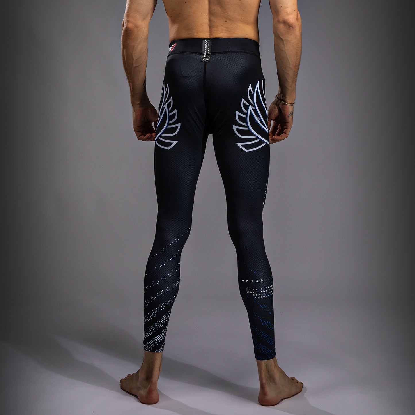 Venum x TEKKEN 8 - Jin Kazama スパッツ - 青/黒/白