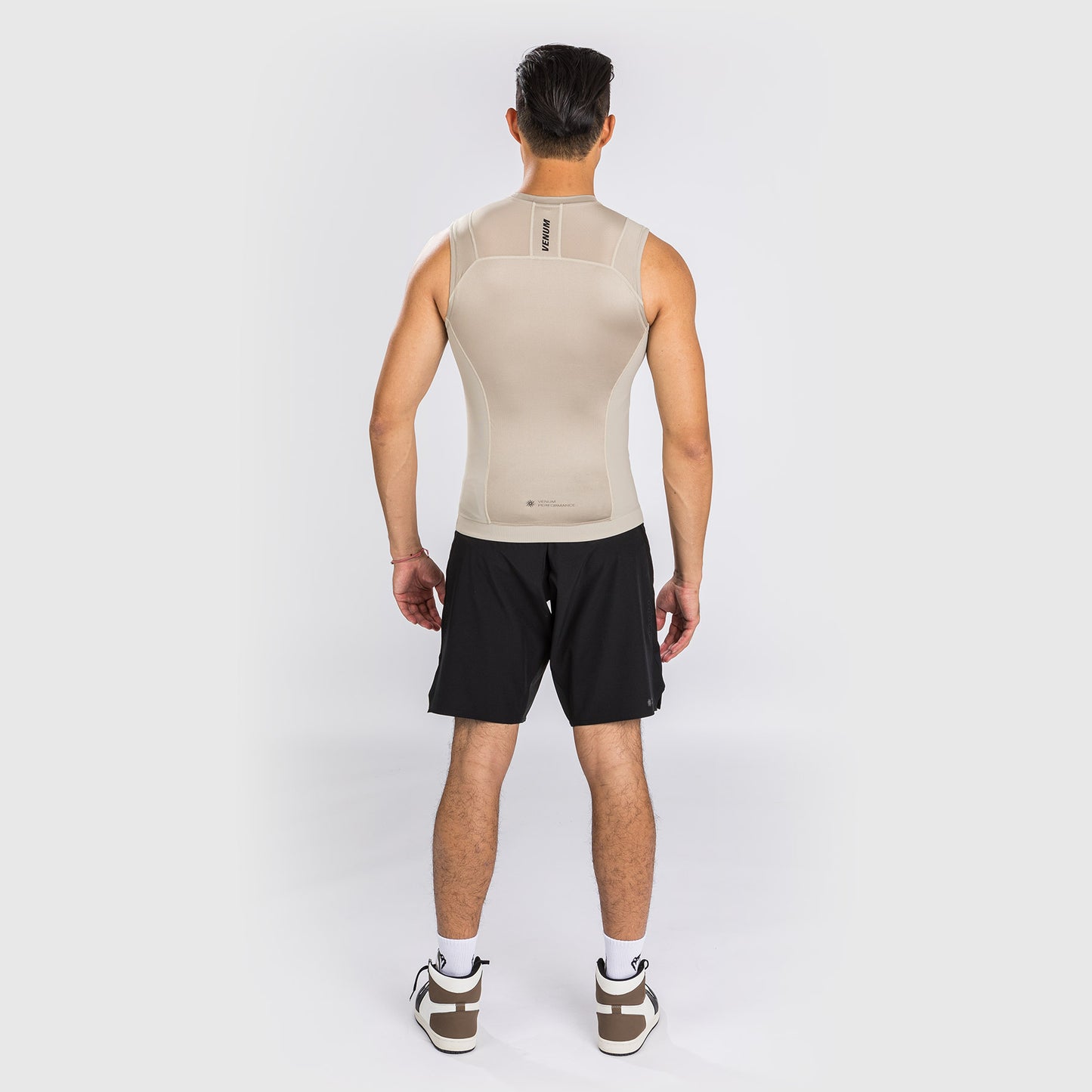 Venum G-Fit エア ラッシュガード ノースリーブ - サンド