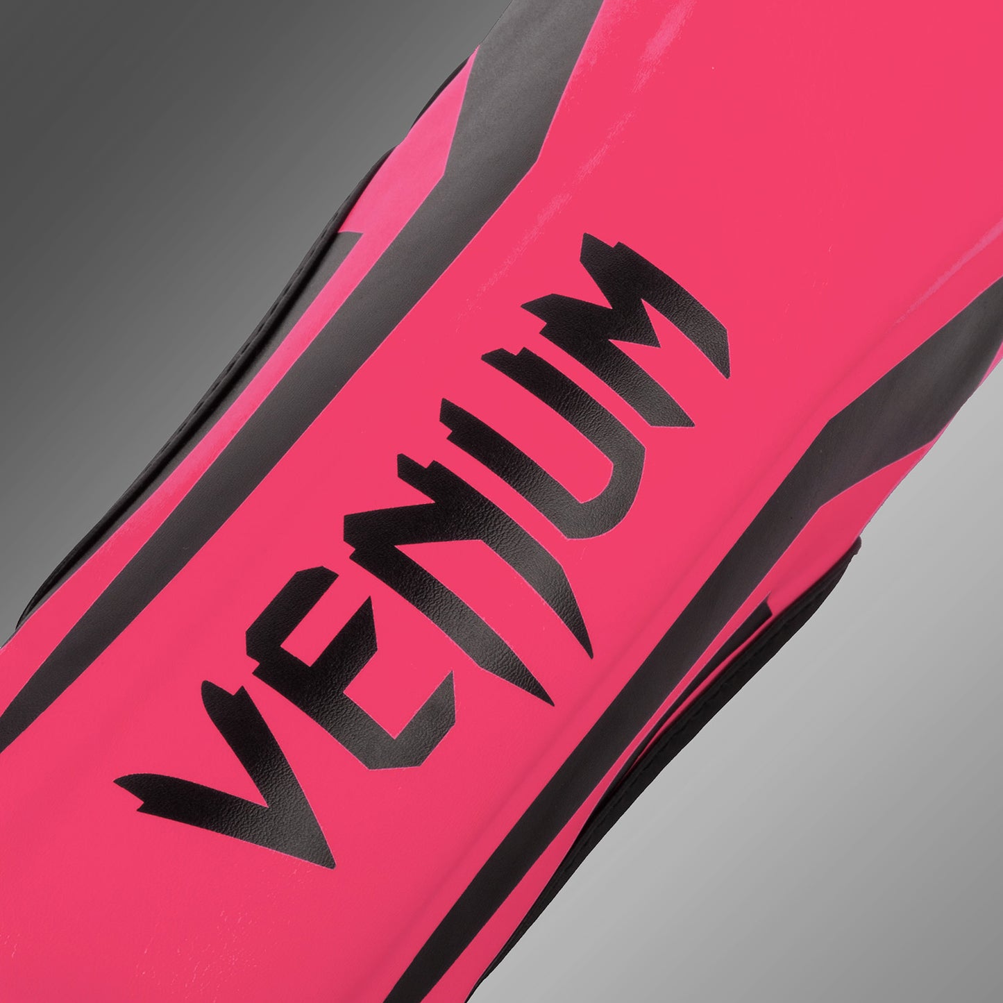 Venum Elite シンガード（子供用） - エクスクルーシブ