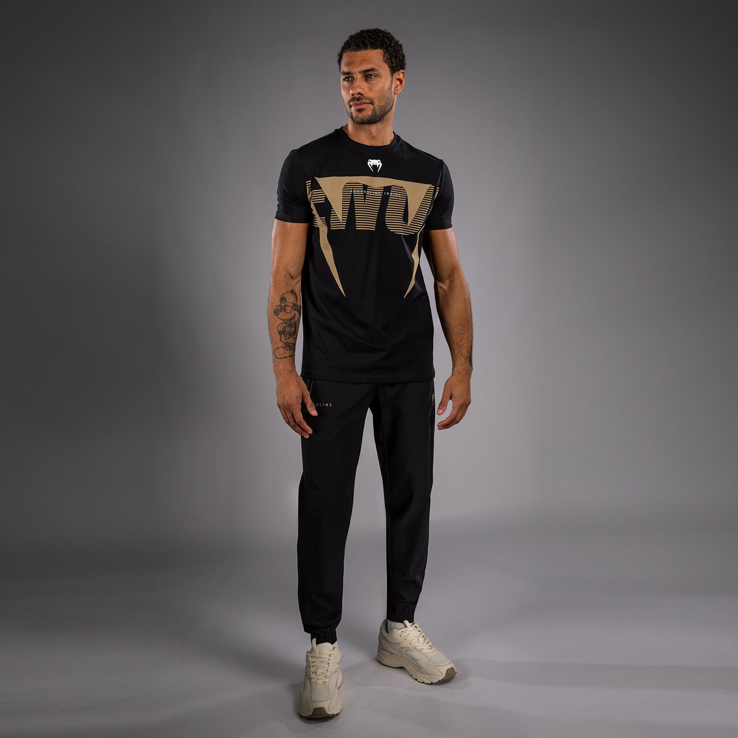 Venum Adrenaline Tシャツ – ブラック/サンド