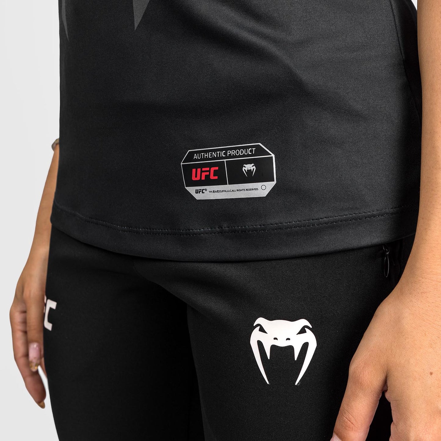 UFC Venum Authentic Fight Night 2.0 Women's Walkout Jersey - ホワイト
