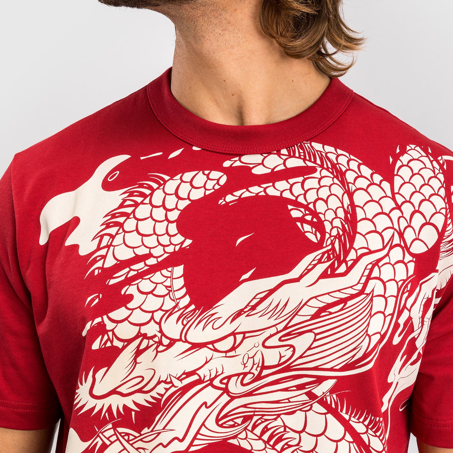 Venum ドラゴンズ・フライト メンズ Tシャツ - チェリーレッド/クリームホワイト