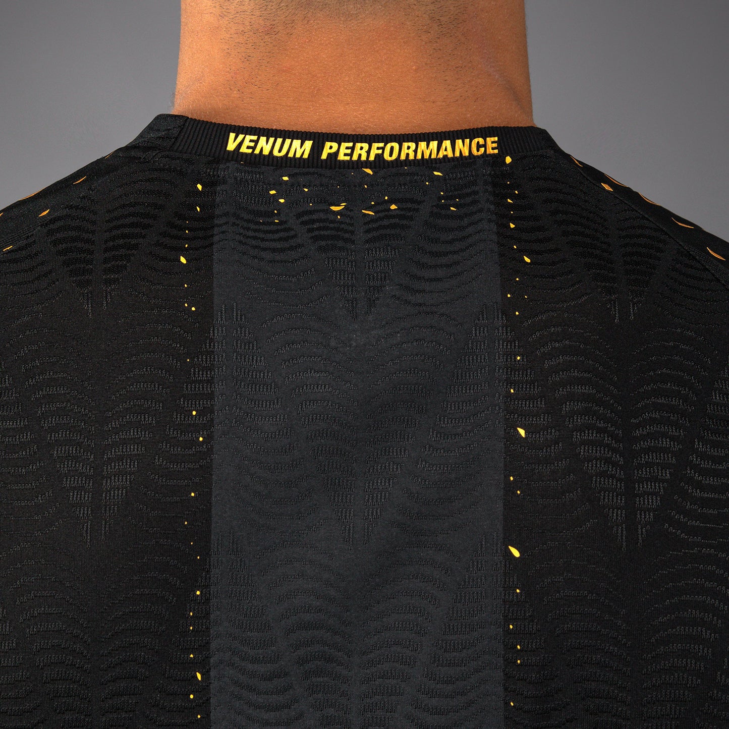 UFC Zenith by Venum Authentic Fight Night ウォークアウトジャージ オフィシャル メンズ - チャンピオン