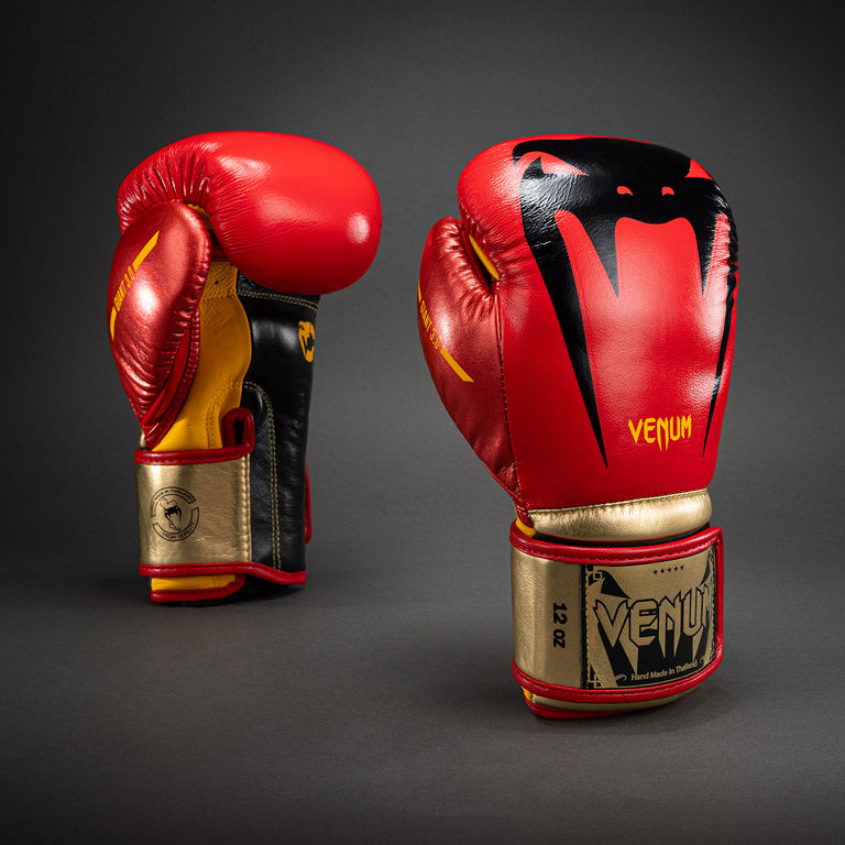 【希少16OZ】Venum Giant 3.0 ボクシンググローブ 赤/黒 VENUM／ヴェナム ボクシンググローブ Giant 3.0 Boxing Gloves Special