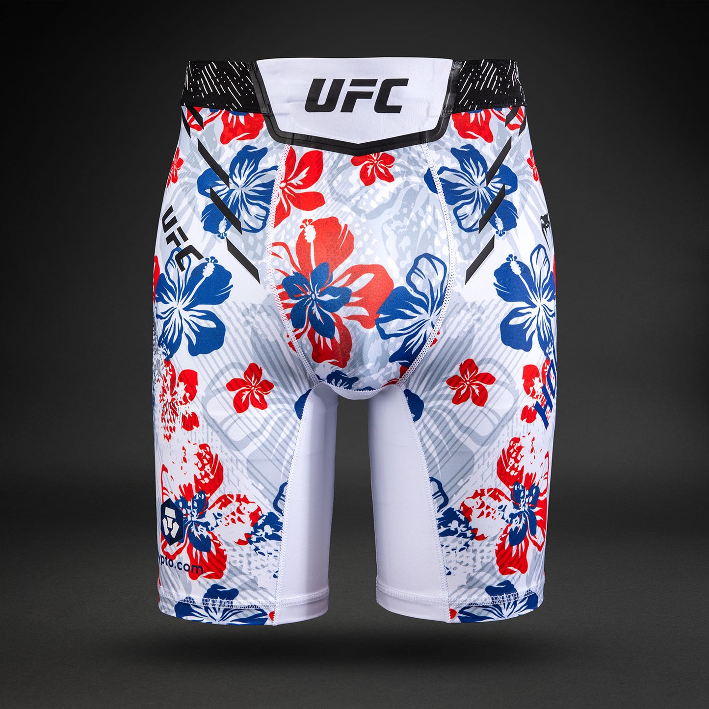 UFC Unrivaled by Venum Max Holloway 男性 バレエ トゥード ショート - ホワイト