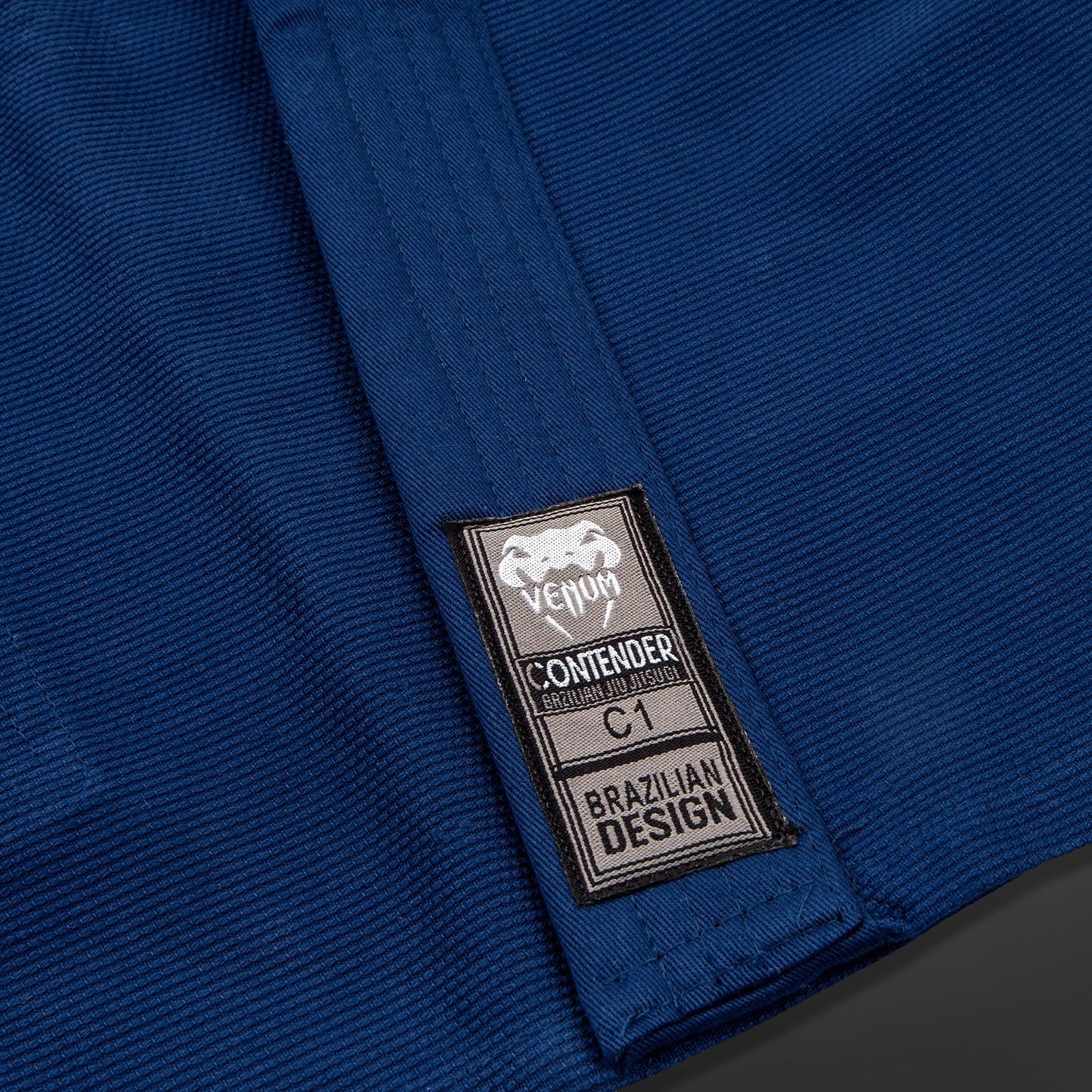 Venum Contender キッズ BJJ 着（無料のホワイトカラーベルト付き）- ネイビーブルー