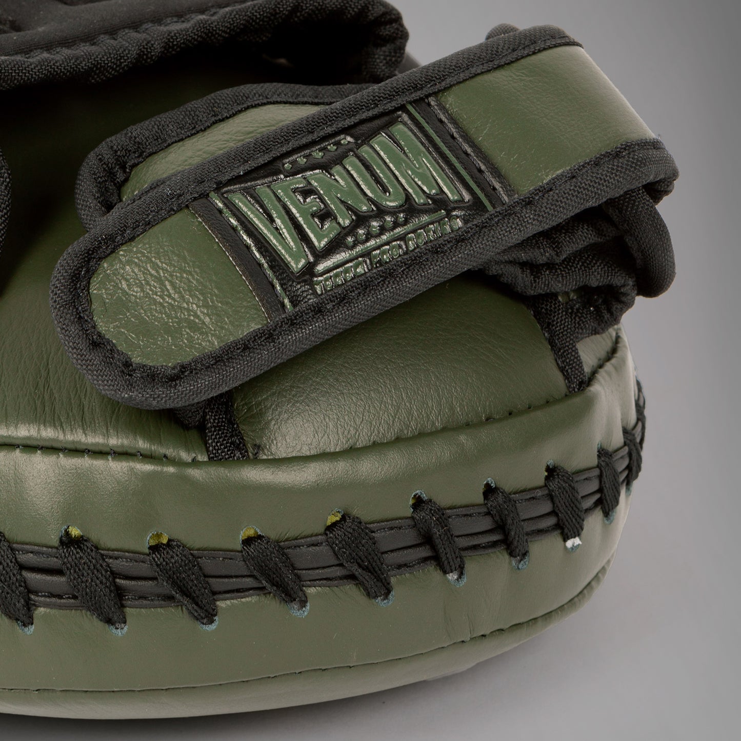 Venum Pro Boxing Big Punch Mitts (Pair) - Khaki/Gold