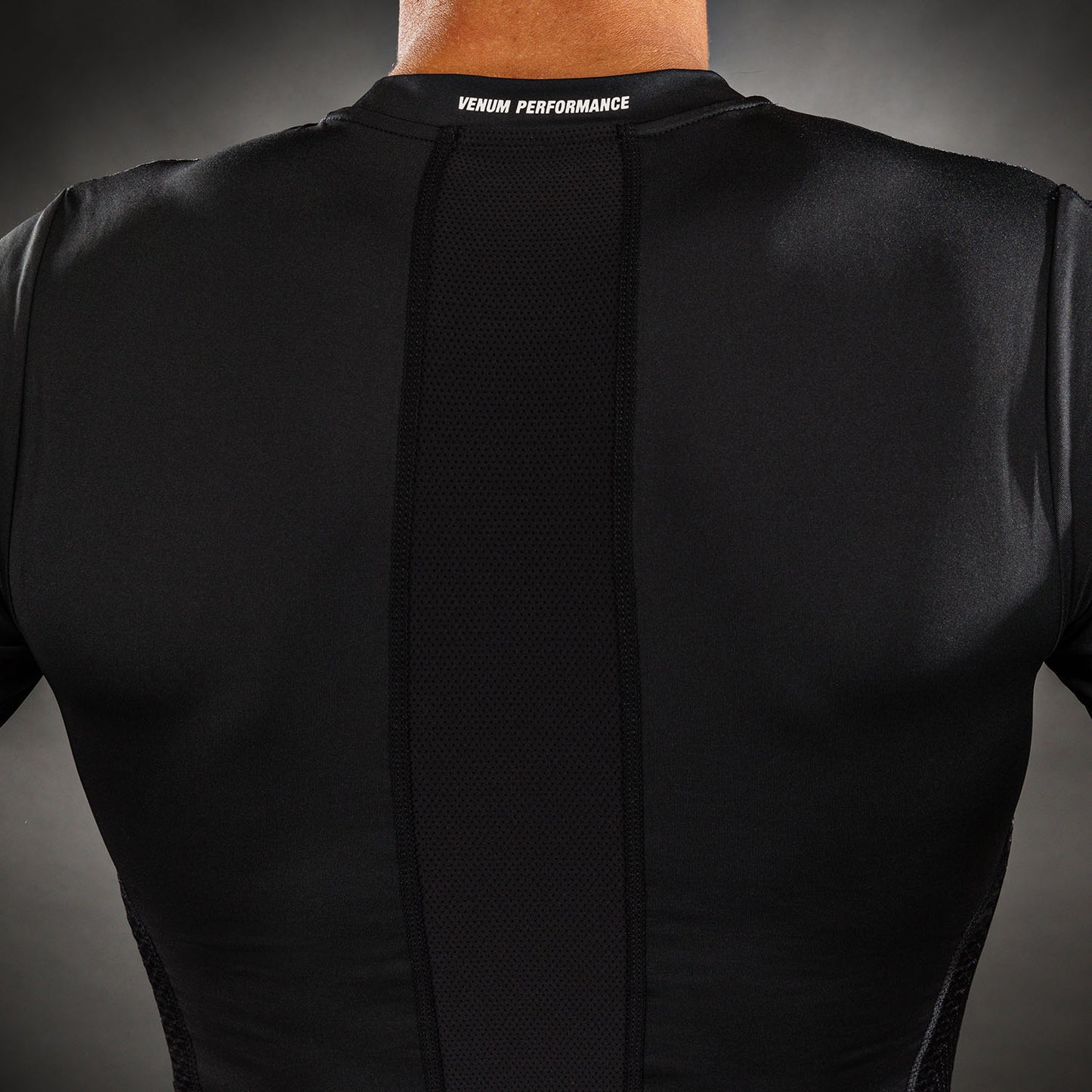 Venum MX Basics プロテクションTシャツ - ブラック/ホワイト
