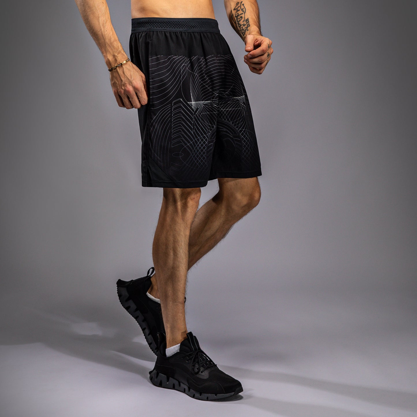 Venum G-Fit Air トレーニングショーツ メンズ - ディープブラック/デザートサンド