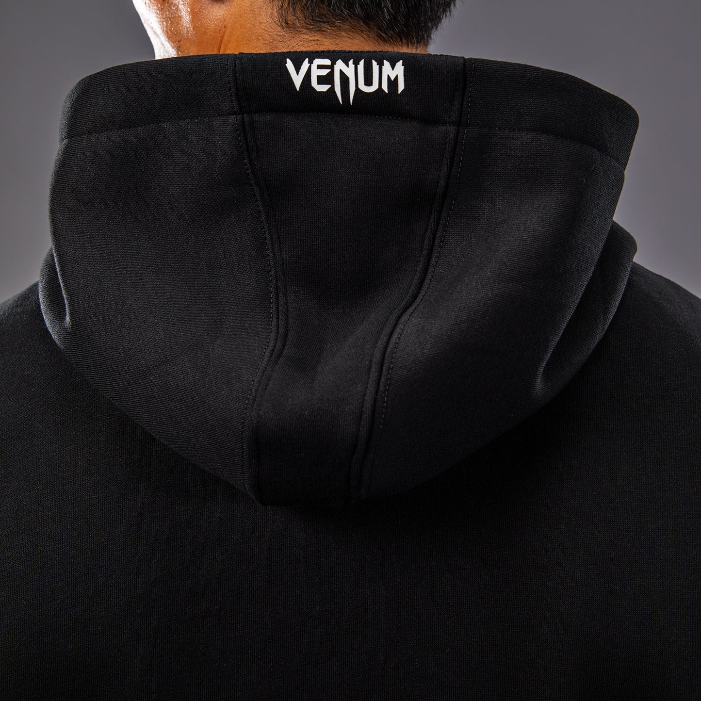 UFC Fusion by Venum Replica ジップ付きスウェットシャツ（男性用） - ブラック