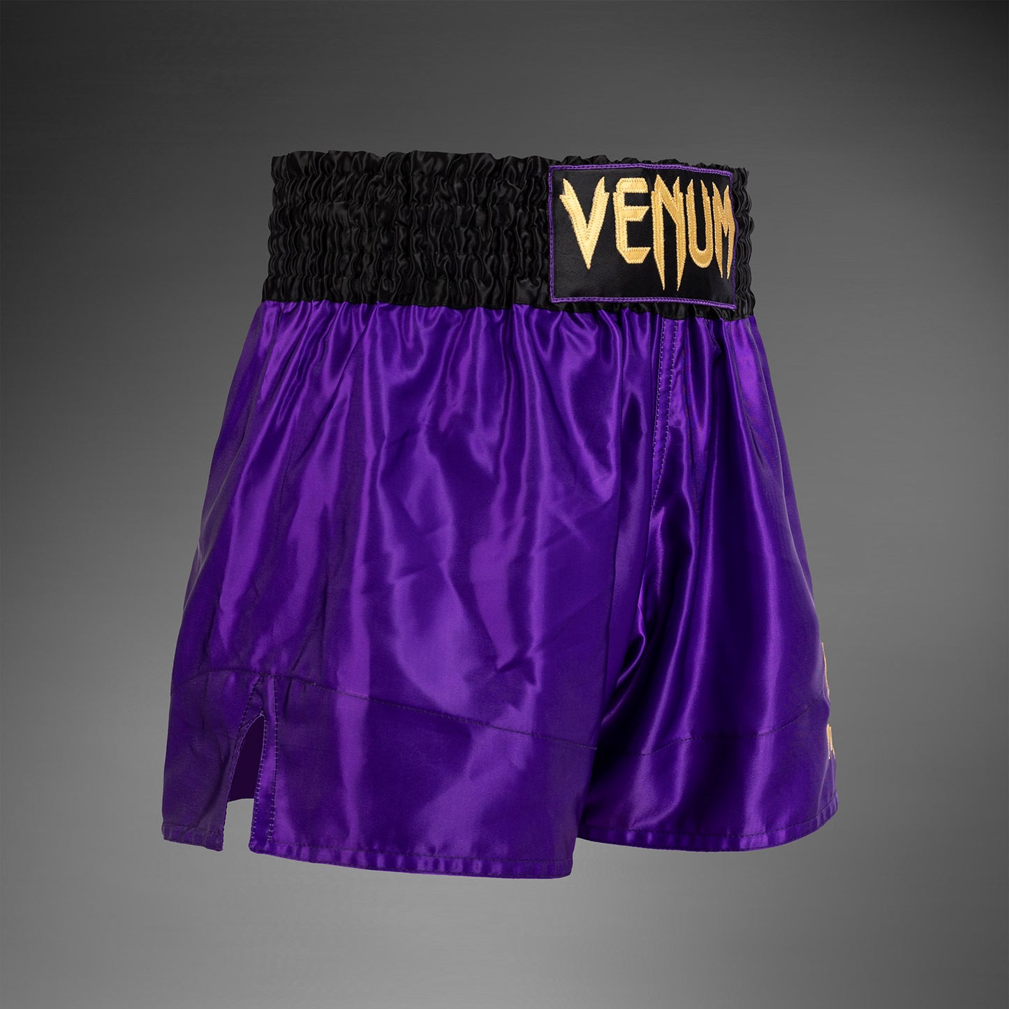 Venum Classic Muay Thai Shorts - ダークパープル
