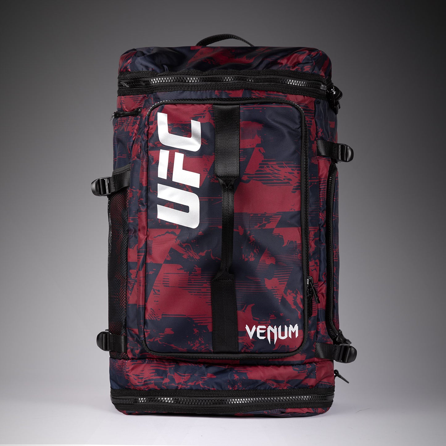 UFC Zenith by Venum Authentic Fight Week スポーツバッグ - バーガンディ