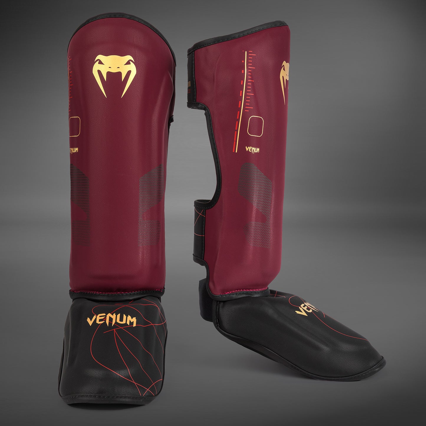 Venum Tactical XT シンガード - ブラック/バーガンディ/ゴールド