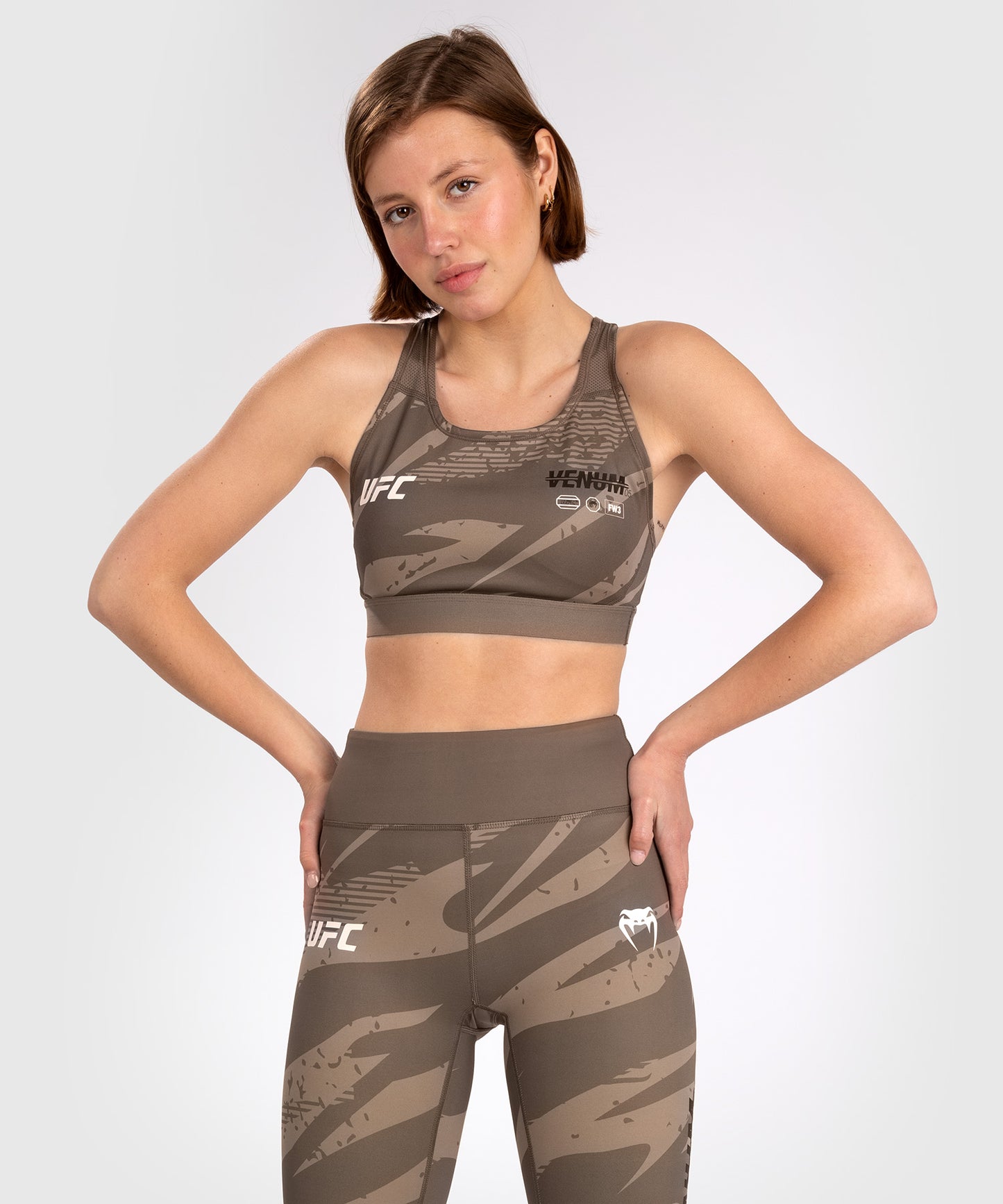 UFC Adrenaline By Venum Fight Week - 女性用スポーツブラ - Desert Camo