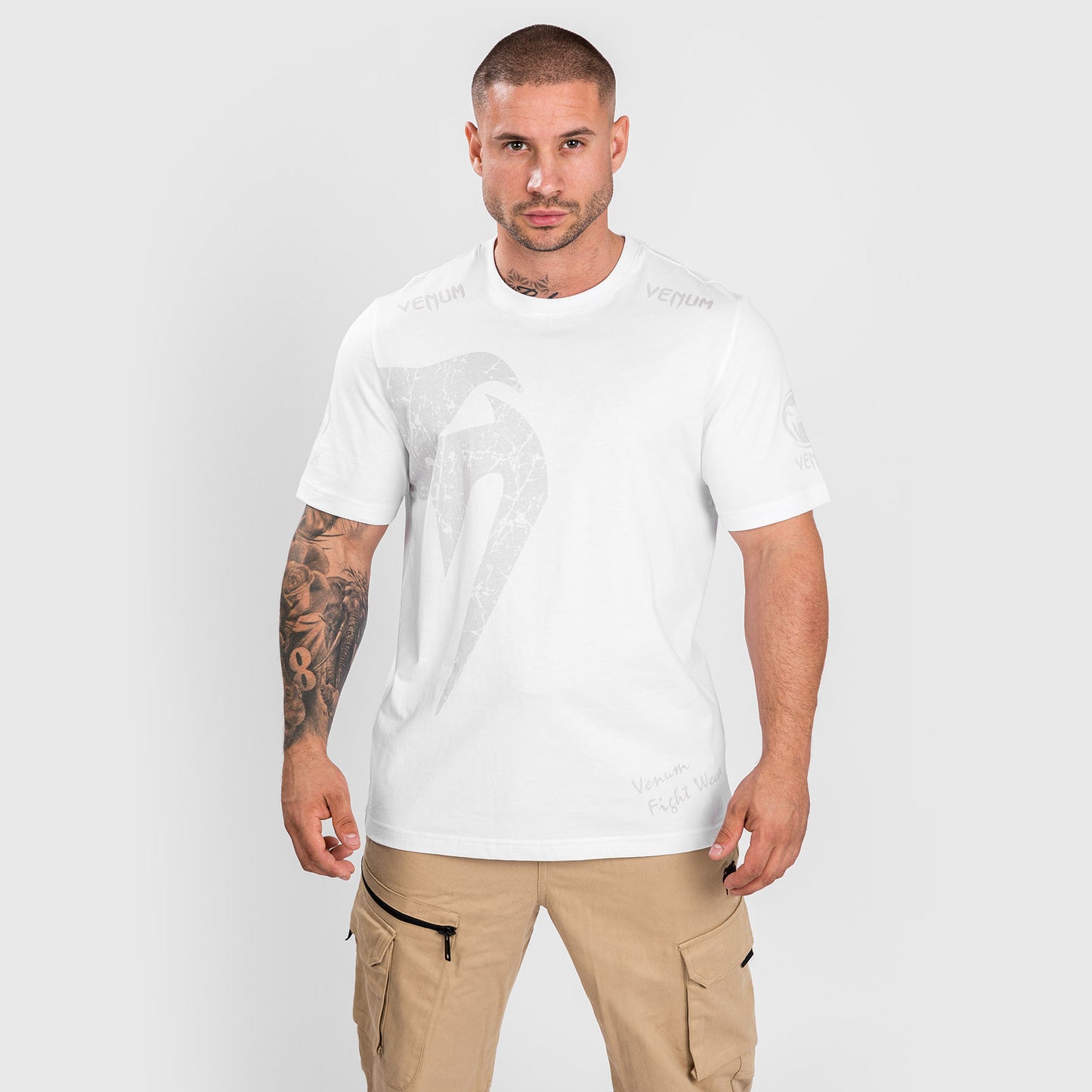 Venum Giant Tシャツ レギュラーフィット - ホワイト